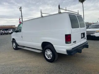 2013 Ford E250 CARGO