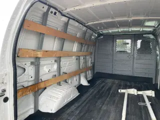 2013 Ford E250 CARGO
