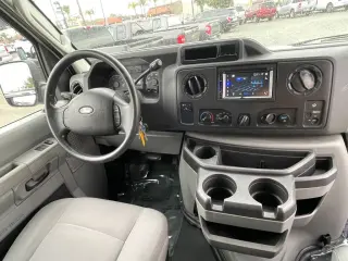 2013 Ford E250 CARGO