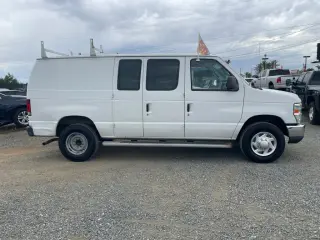 2013 Ford E250 CARGO