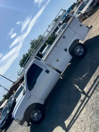 2006 Ford F250 SUPER DUTY REGULAR CAB