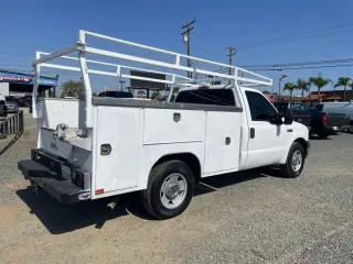 2006 Ford F250 SUPER DUTY REGULAR CAB