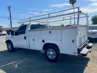 2006 Ford F250 SUPER DUTY REGULAR CAB
