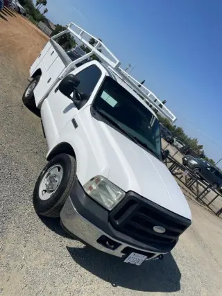 2006 Ford F250 SUPER DUTY REGULAR CAB