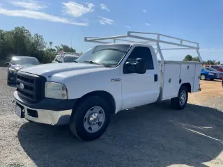 2006 Ford F250 SUPER DUTY REGULAR CAB