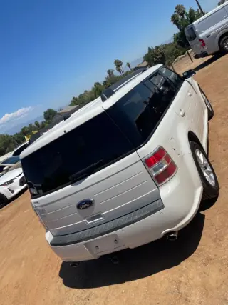 2014 Ford FLEX