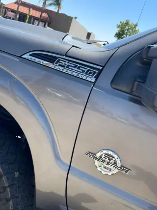 2011 Ford F250 SUPER DUTY CREW CAB
