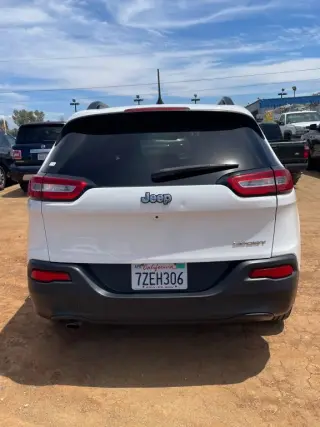 2017 Jeep CHEROKEE