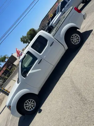 2017 Nissan FRONTIER CREW CAB