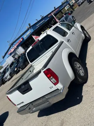 2017 Nissan FRONTIER CREW CAB