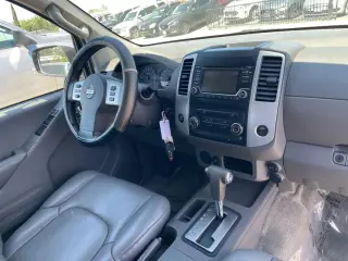 2017 Nissan FRONTIER CREW CAB