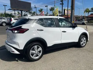 2024 Nissan KICKS