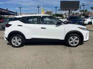 2024 Nissan KICKS