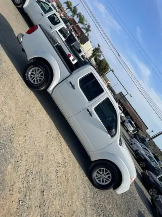 2016 Nissan FRONTIER CREW CAB