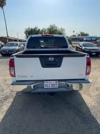 2016 Nissan FRONTIER CREW CAB