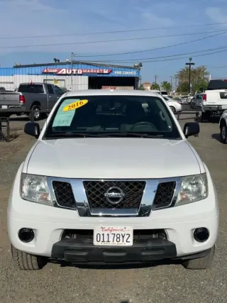 2016 Nissan FRONTIER CREW CAB