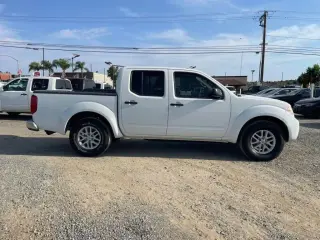 2016 Nissan FRONTIER CREW CAB