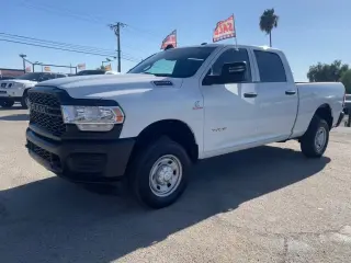 2022 Ram 2500 CREW CAB