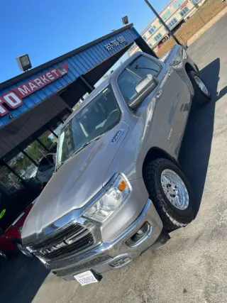 2019 Ram 1500 CREW CAB