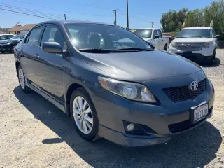 2010 Toyota COROLLA
