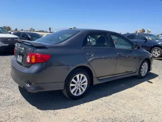 2010 Toyota COROLLA