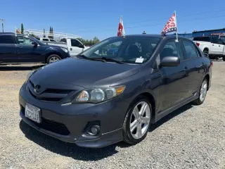 2013 Toyota COROLLA