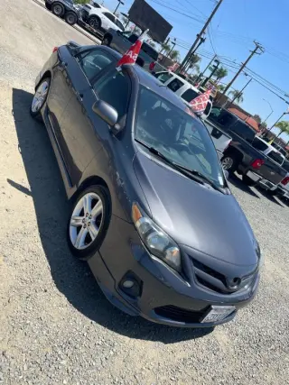 2013 Toyota COROLLA