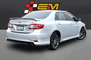 2013 Toyota COROLLA