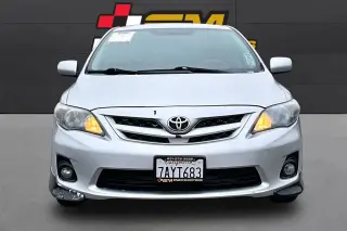 2013 Toyota COROLLA