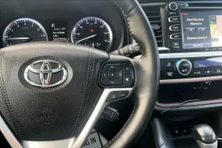 2017 Toyota HIGHLANDER