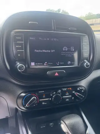 2022 KIA SOUL