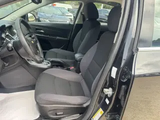 2015 CHEVROLET CRUZE