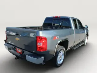 2011 Chevrolet SILVERADO 1500 EXTENDED CAB