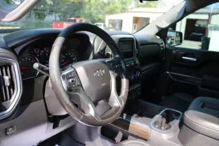 2021 Chevrolet SILVERADO 1500 CREW CAB