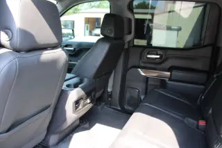 2021 Chevrolet SILVERADO 1500 CREW CAB