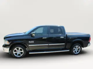 2017 Ram 1500 CREW CAB