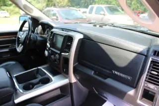 2017 Ram 1500 CREW CAB