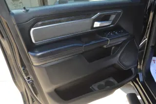 2019 Ram 1500 CREW CAB