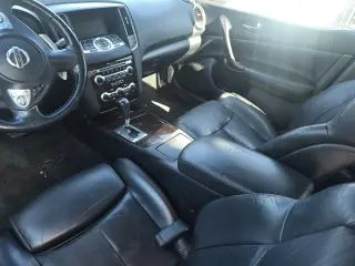 2010 NISSAN MAXIMA