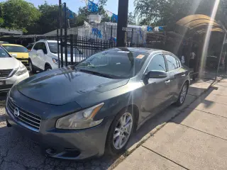 2010 NISSAN MAXIMA