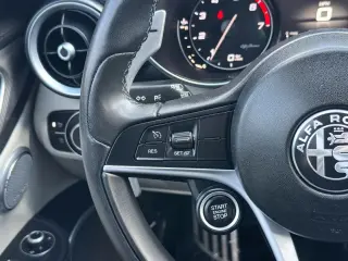 2019 Alfa Romeo GIULIA