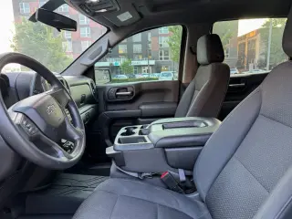 2019 Chevrolet SILVERADO 1500 CREW CAB