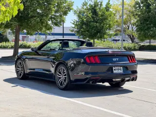 2016 Ford MUSTANG