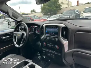 2019 Chevrolet SILVERADO 1500 CREW CAB