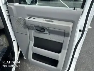2012 Ford E350 SUPER DUTY PASSENGER