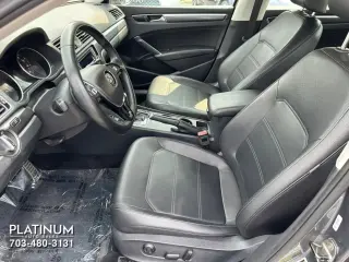2017 Volkswagen PASSAT
