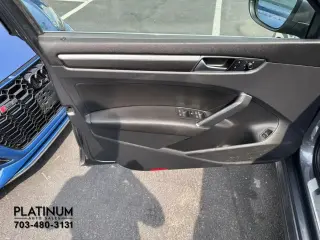 2017 Volkswagen PASSAT