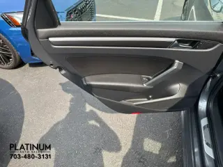 2017 Volkswagen PASSAT