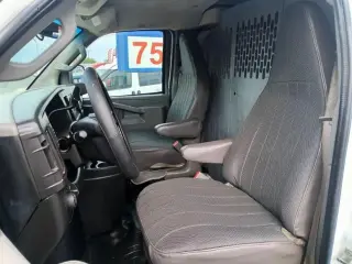 2017 Chevrolet EXPRESS 2500 CARGO