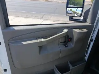 2017 Chevrolet EXPRESS COMMERCIAL CUTAWAY